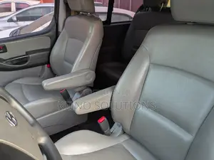 Hyundai Starex 2017 Silver