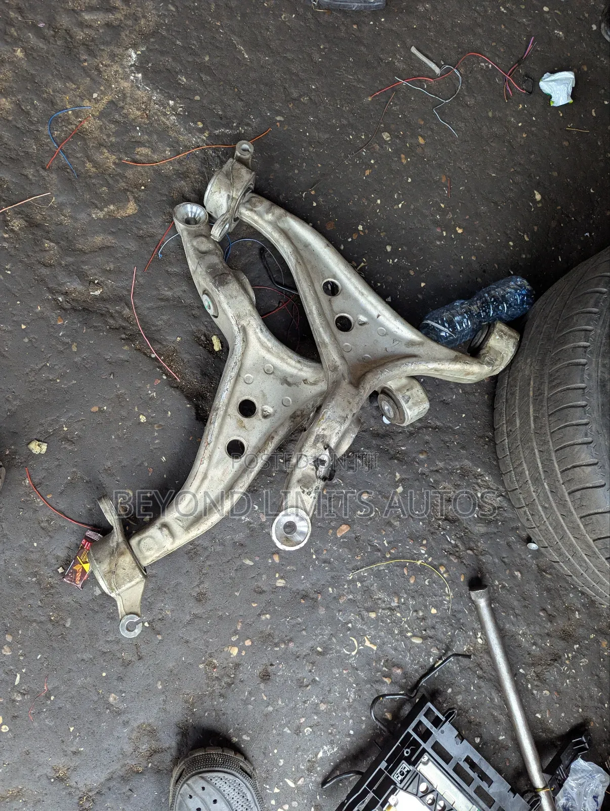 W204 Mercedes Benz C250 2008,2009,2010,2011,2012,2013,2014 Lower Arm