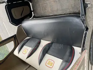 Bajaj RE 2025 Black