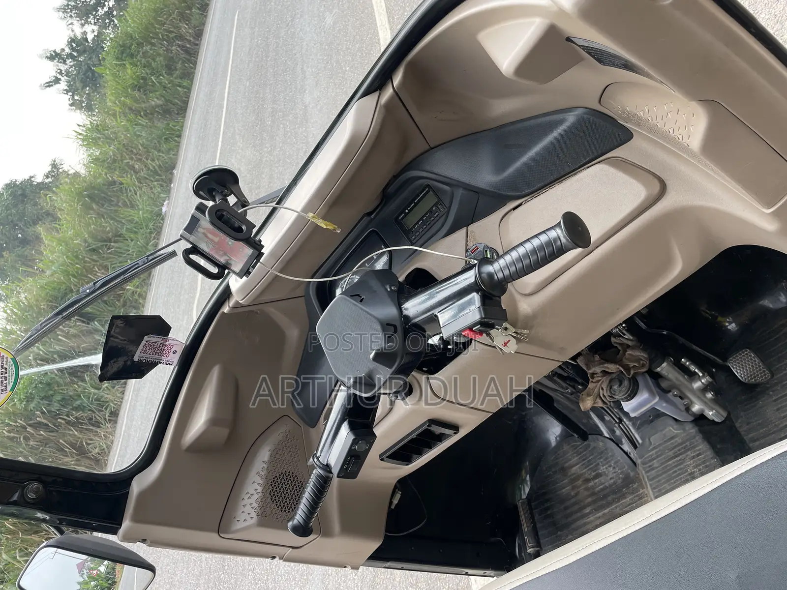 Bajaj RE 2025 Black