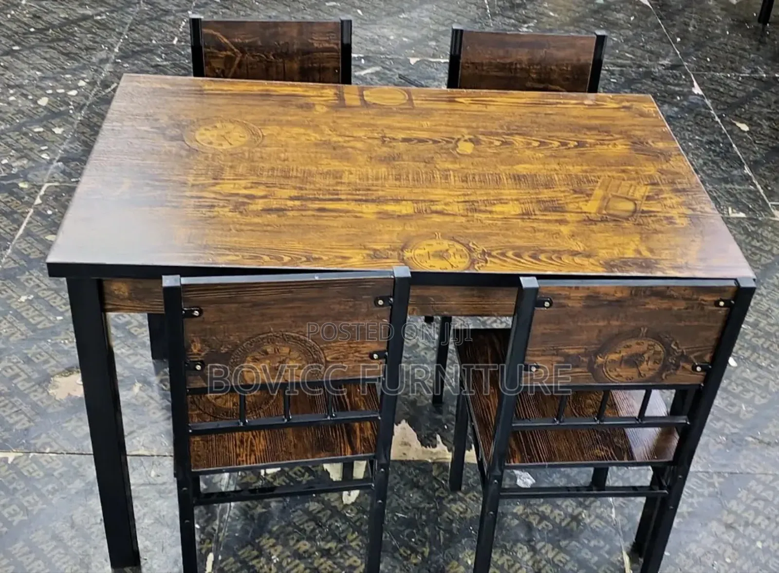 4 Seater Dining Table