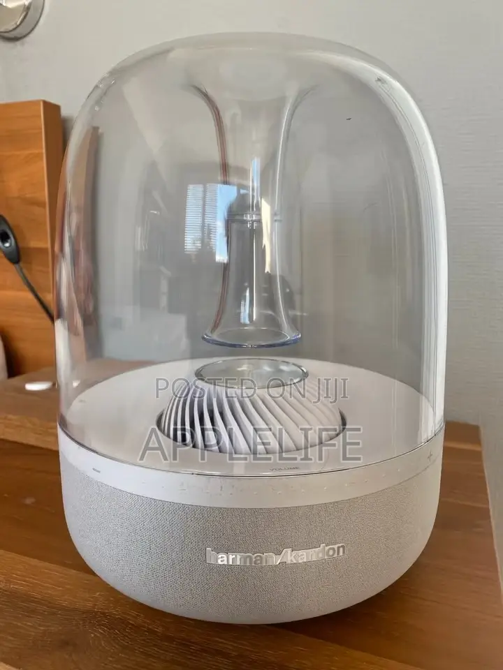 Harman Kardon Aura