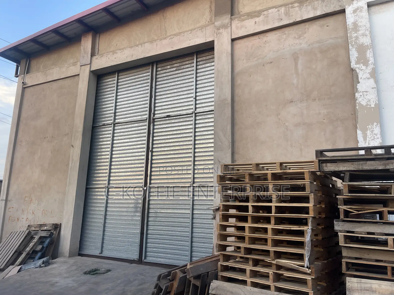 500sqm Warehouse Plus Offices at Spintex