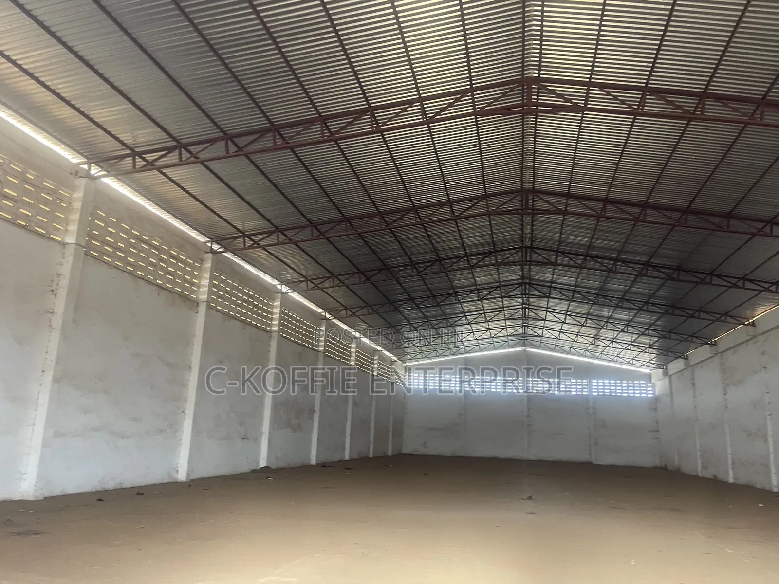 850 SQM Warehouse at Spintex for Lease