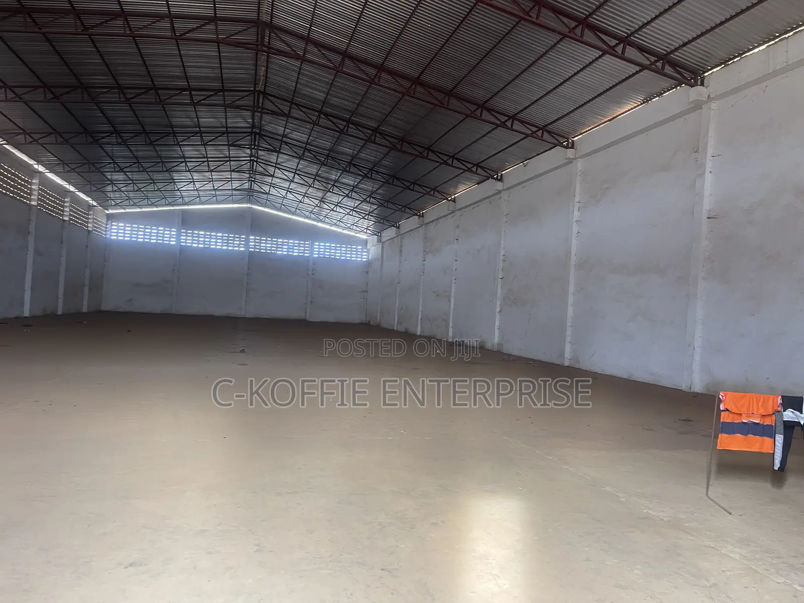 850 SQM Warehouse at Spintex for Lease