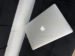 Laptop Apple MacBook Pro 2015 16GB Intel Core I7 SSD 256GB