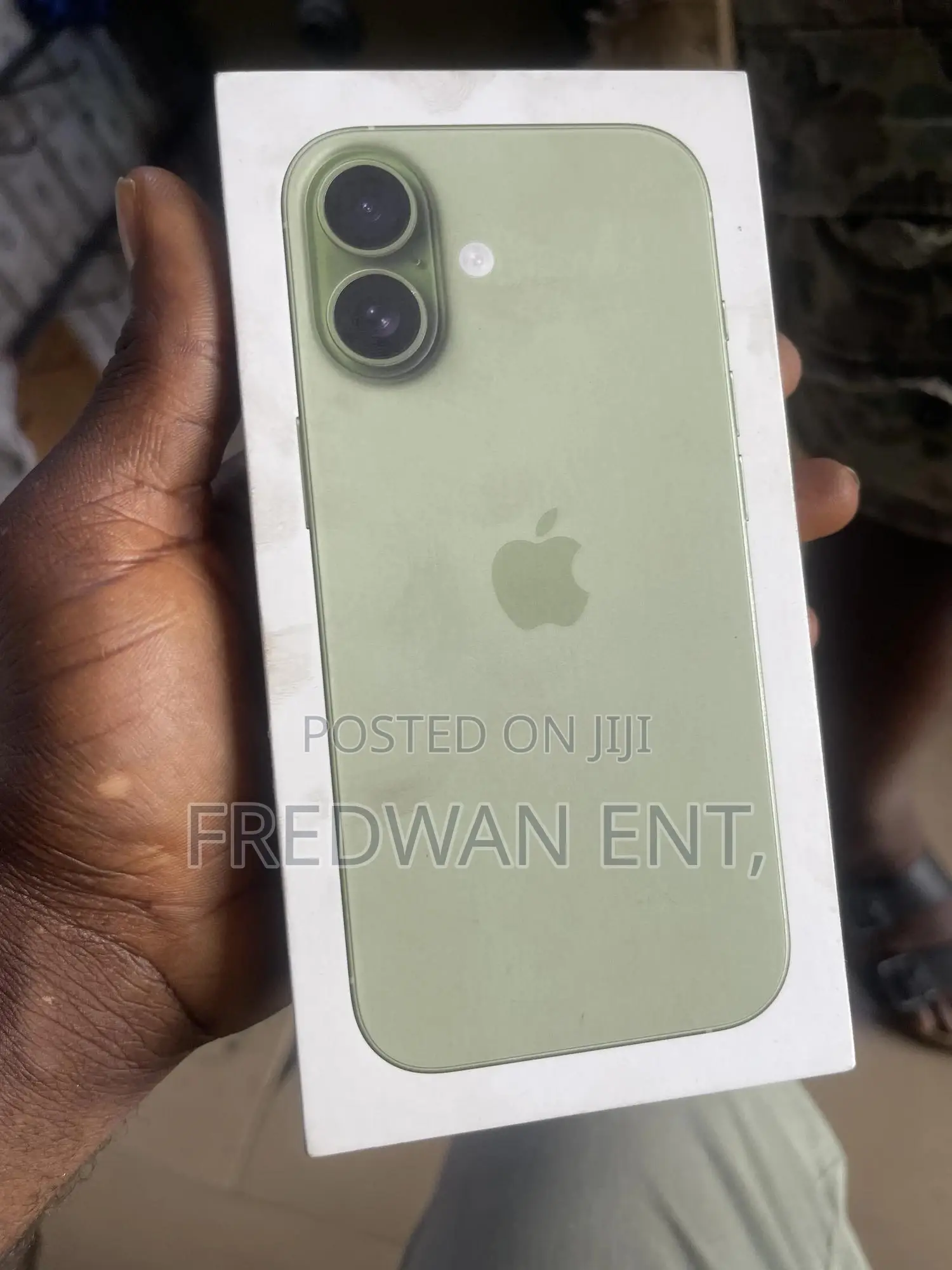 New Apple iPhone 17 256 GB Green