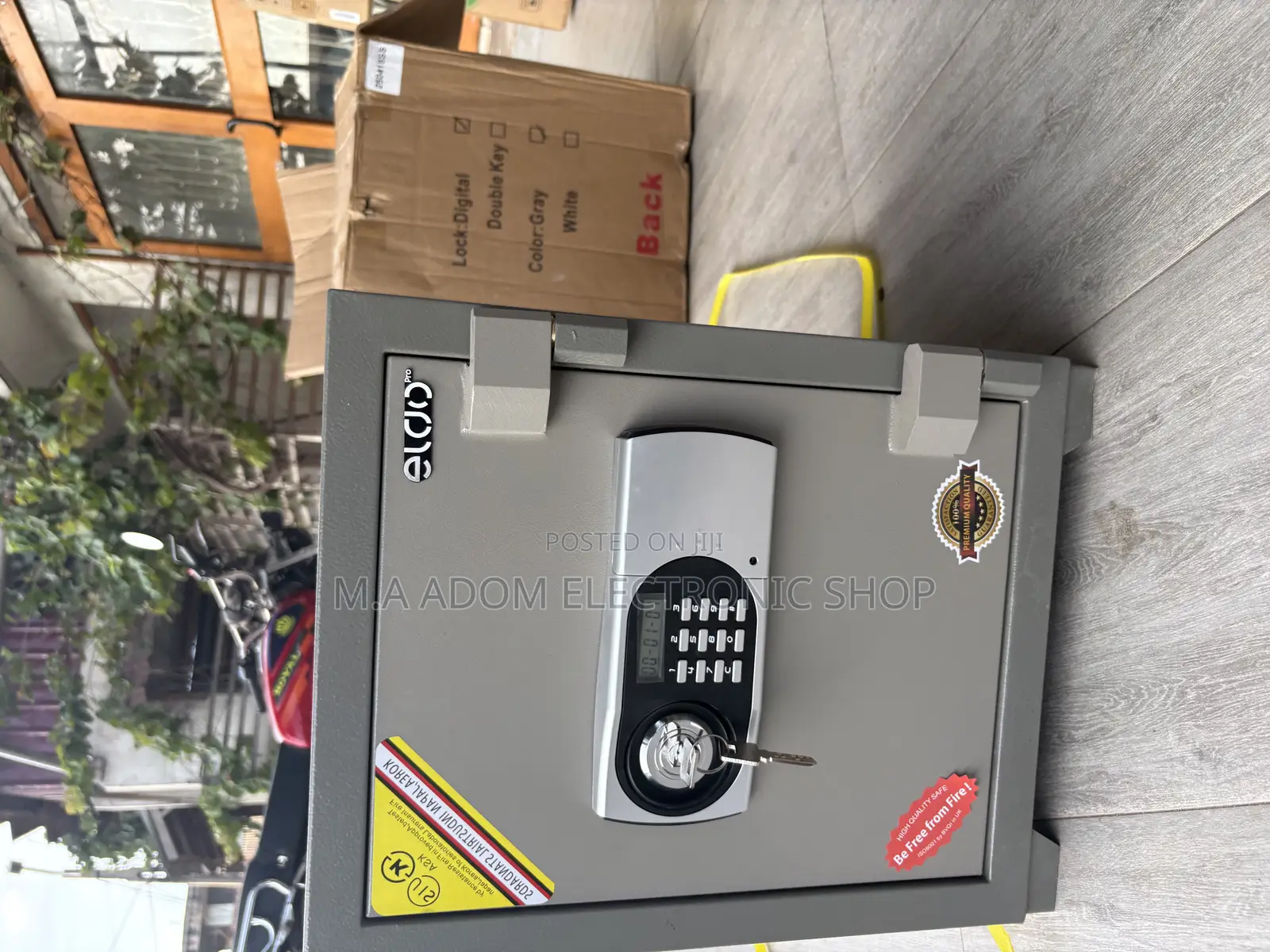 Save Box for Secured Money Keeping