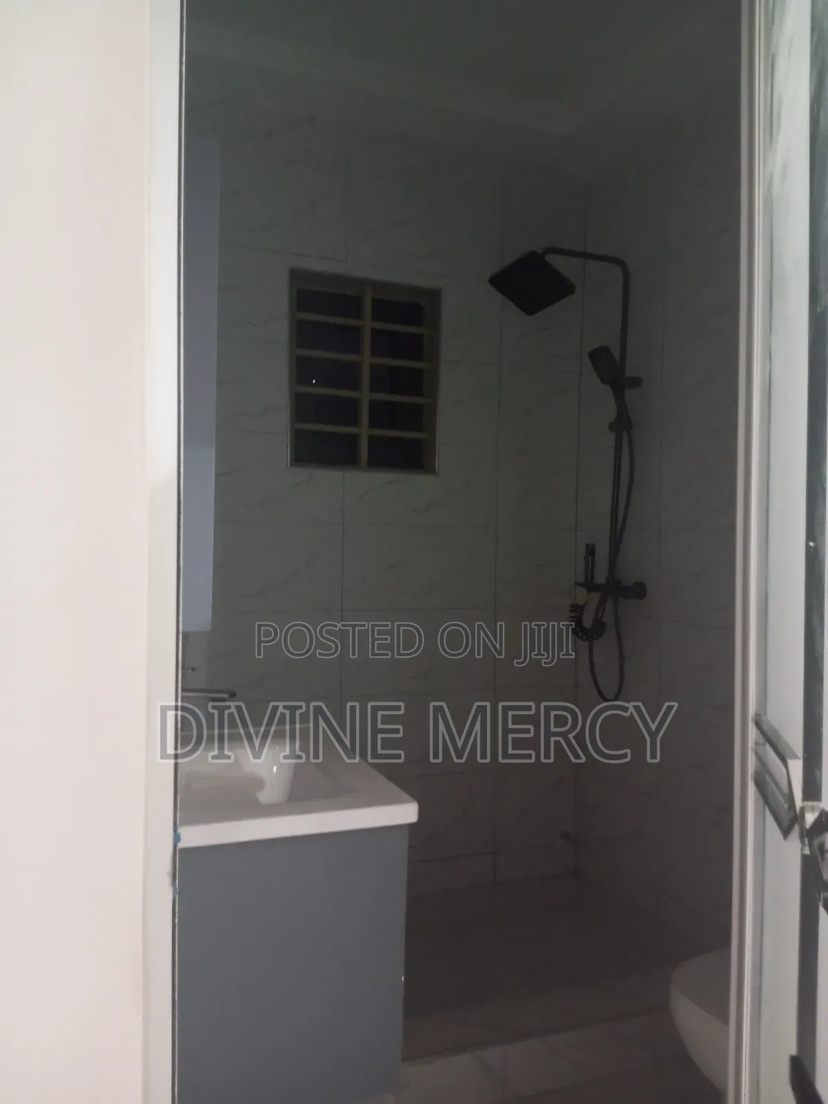 3bdrm Duplex in Tuba, Awutu Senya East Municipal for sale