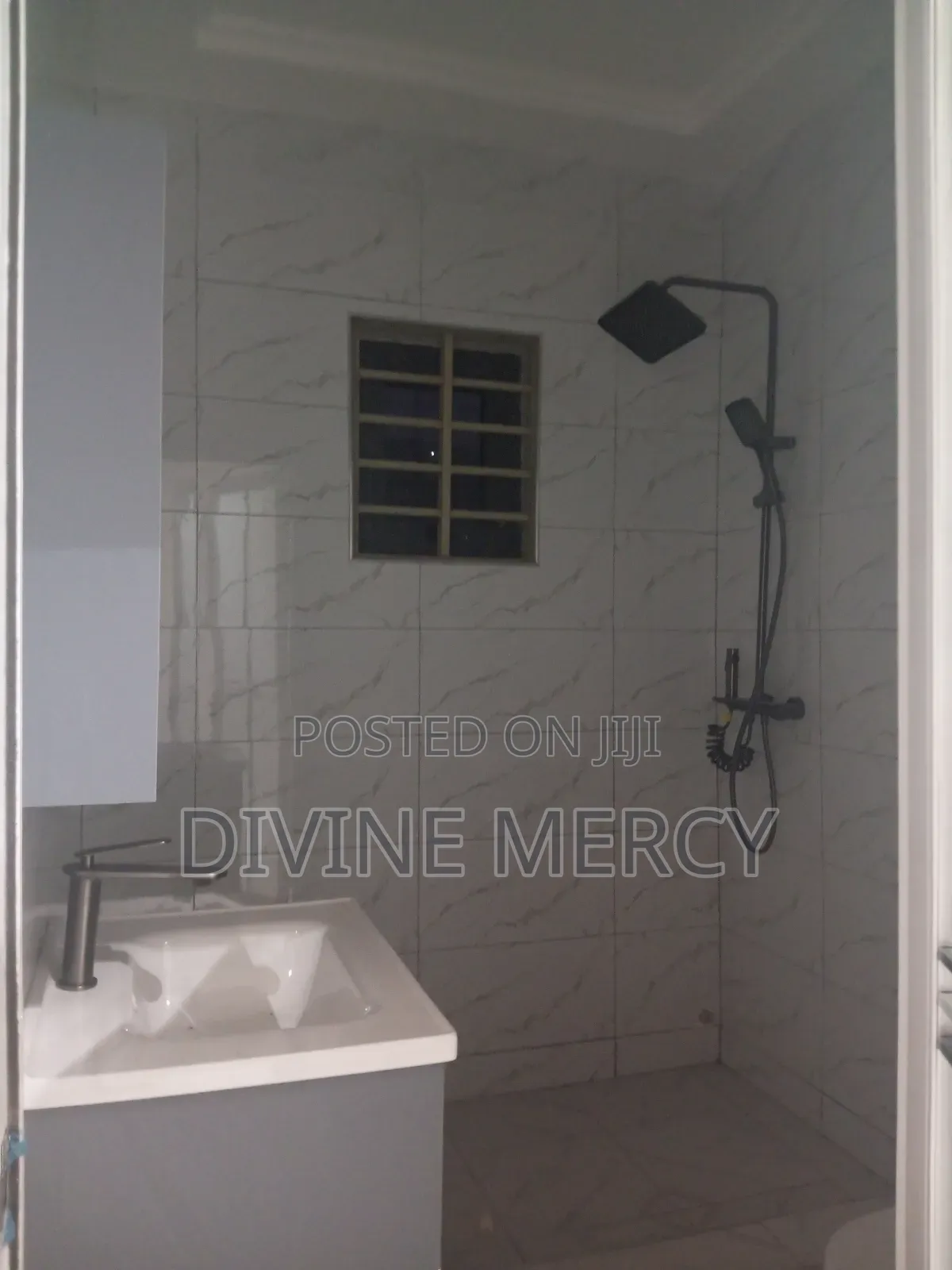 3bdrm Duplex in Tuba, Awutu Senya East Municipal for sale