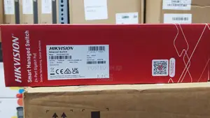 Ds-3e1526p-Ei=24 Port Gigabit Smart Poe Switch