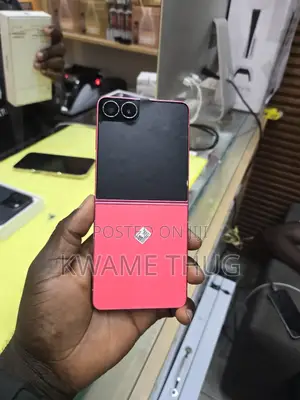 New Samsung Galaxy Z Flip7 256 GB