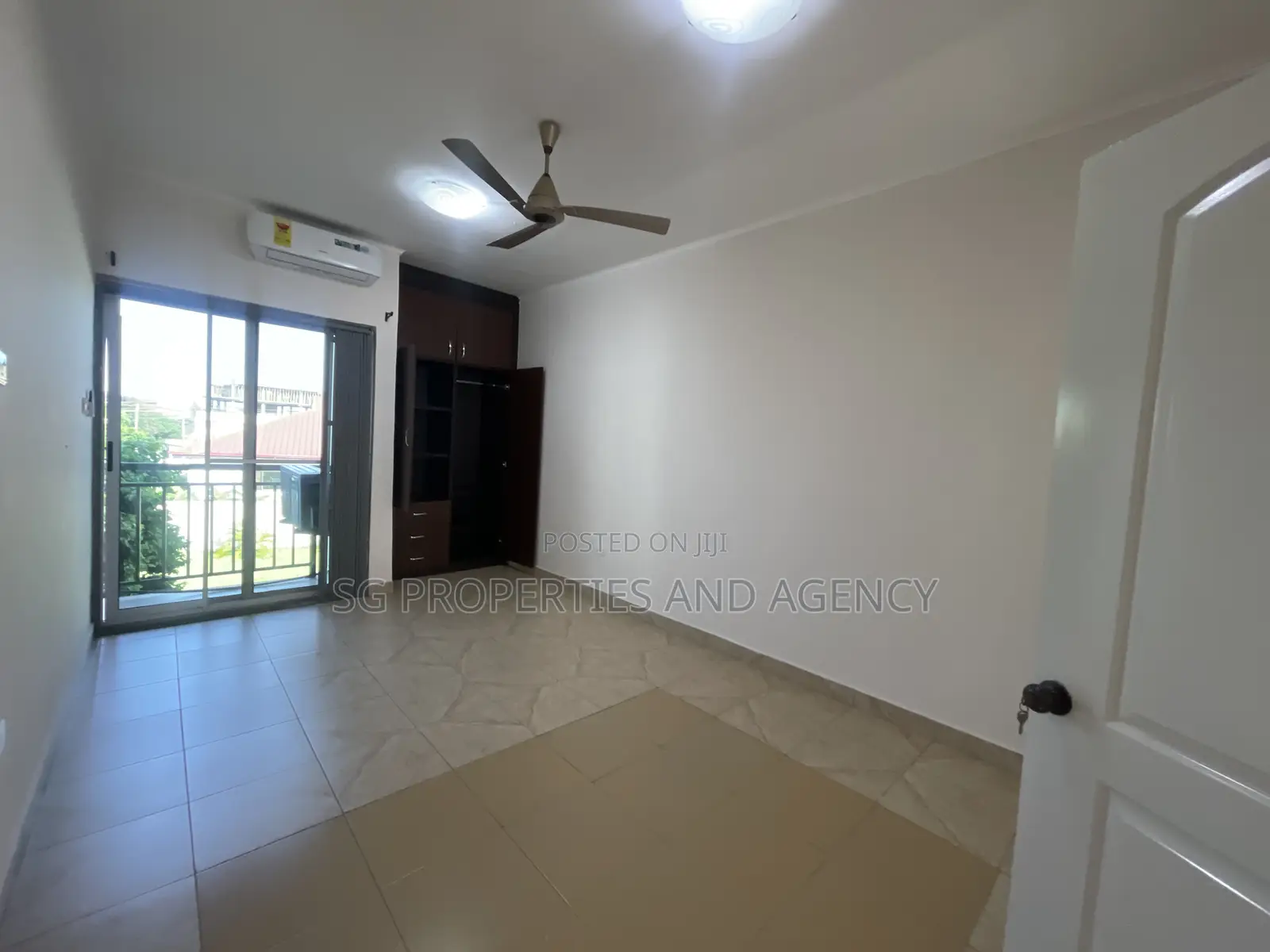 3bdrm Townhouse / Terrace in Tseaddo, Accra Metropolitan for rent