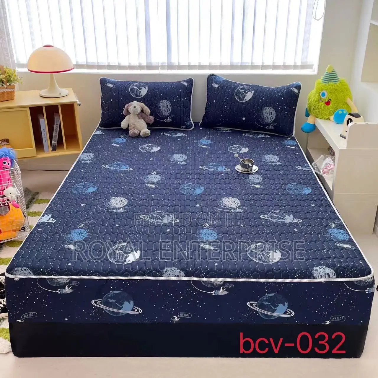 Protect Your Investment; Waterproof Mattress Covers ( Queen King Size)