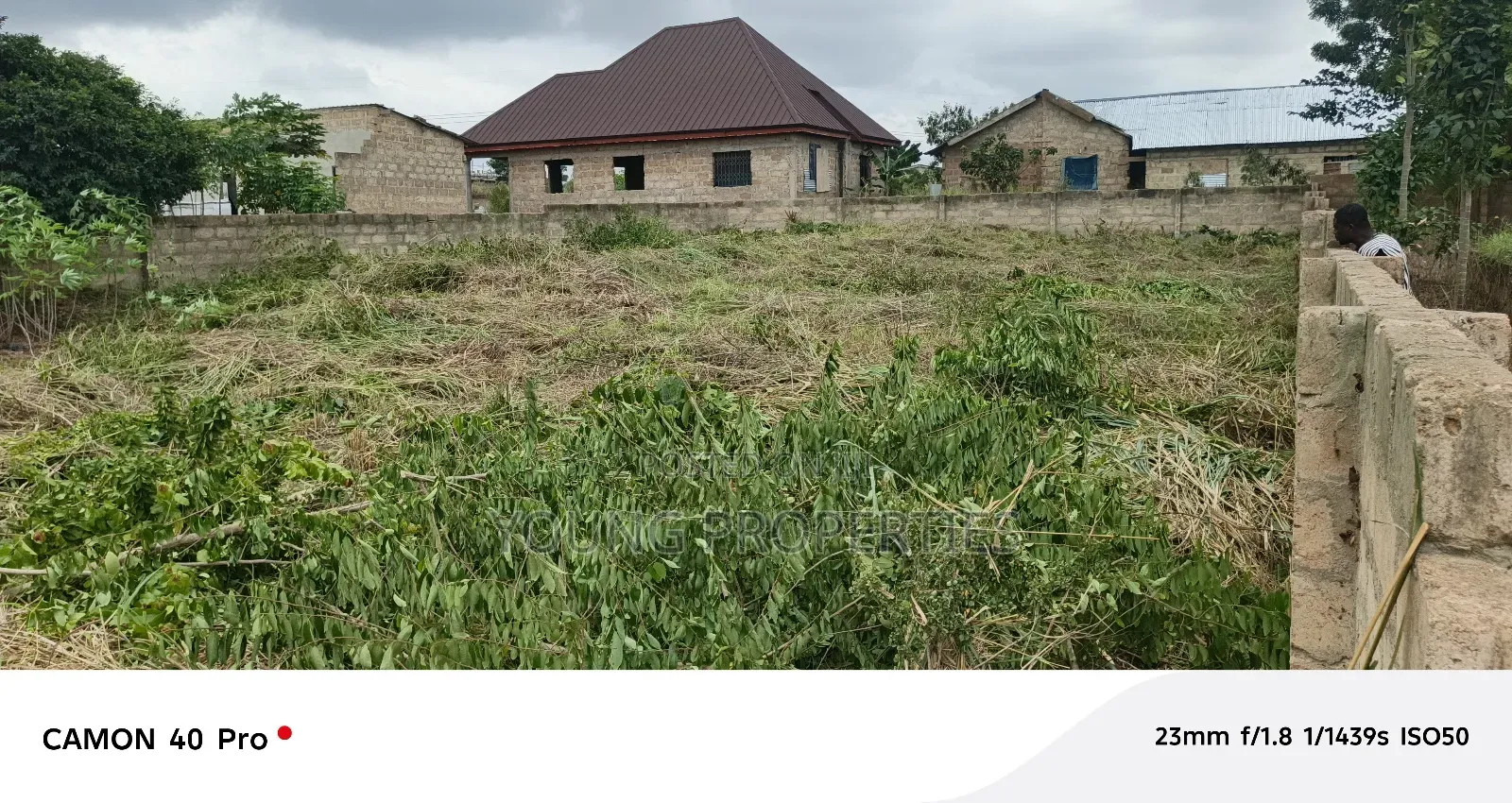 One Plot for Sale Amasaman Danchira 90,000