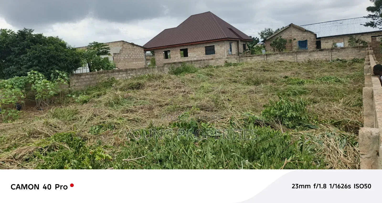 One Plot for Sale Amasaman Danchira 90,000