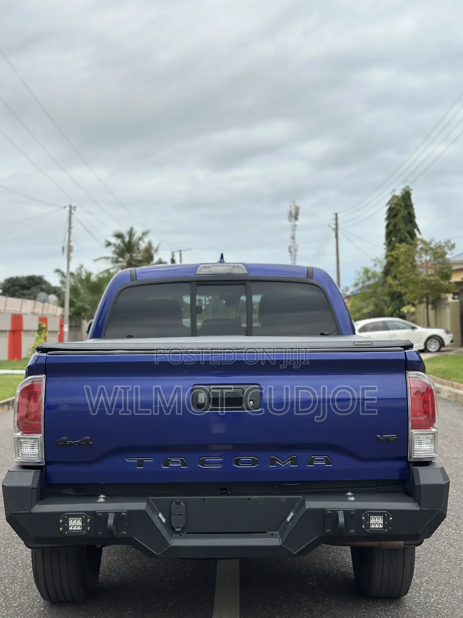 Toyota Tacoma 2022 Blue