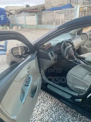 Toyota Corolla LE 4dr Sedan (1.8L 4cyl 4A) 2010 Black
