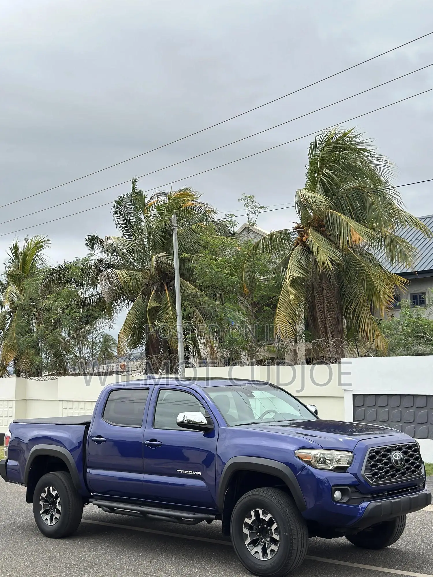 Toyota Tacoma 2022 Blue