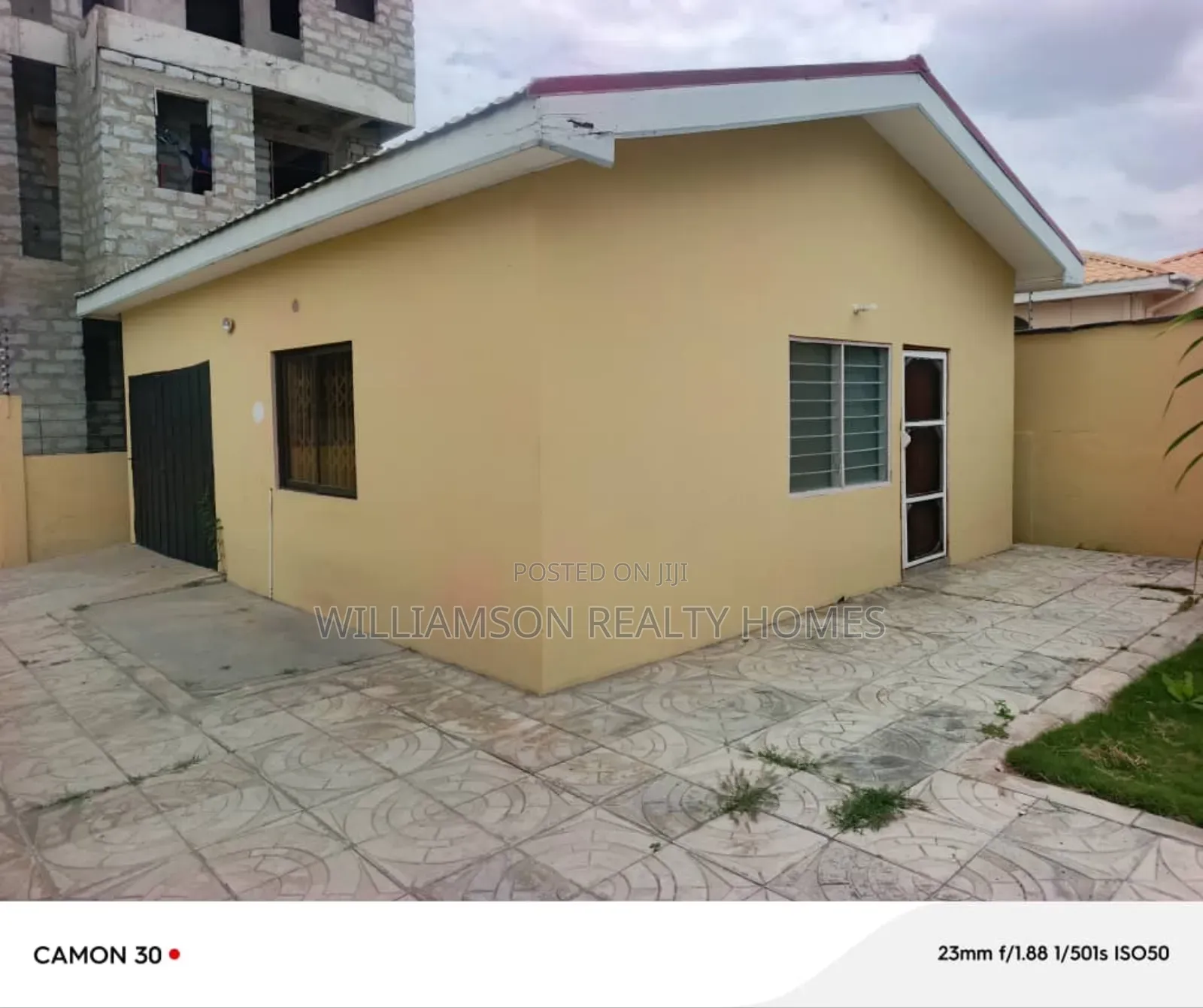 4bdrm House in Community 18 Area, Spintex for rent