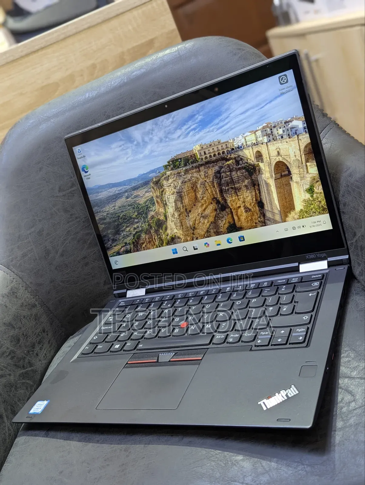 Laptop Lenovo ThinkPad X380 Yoga 8GB Intel Core I5 SSD 256GB
