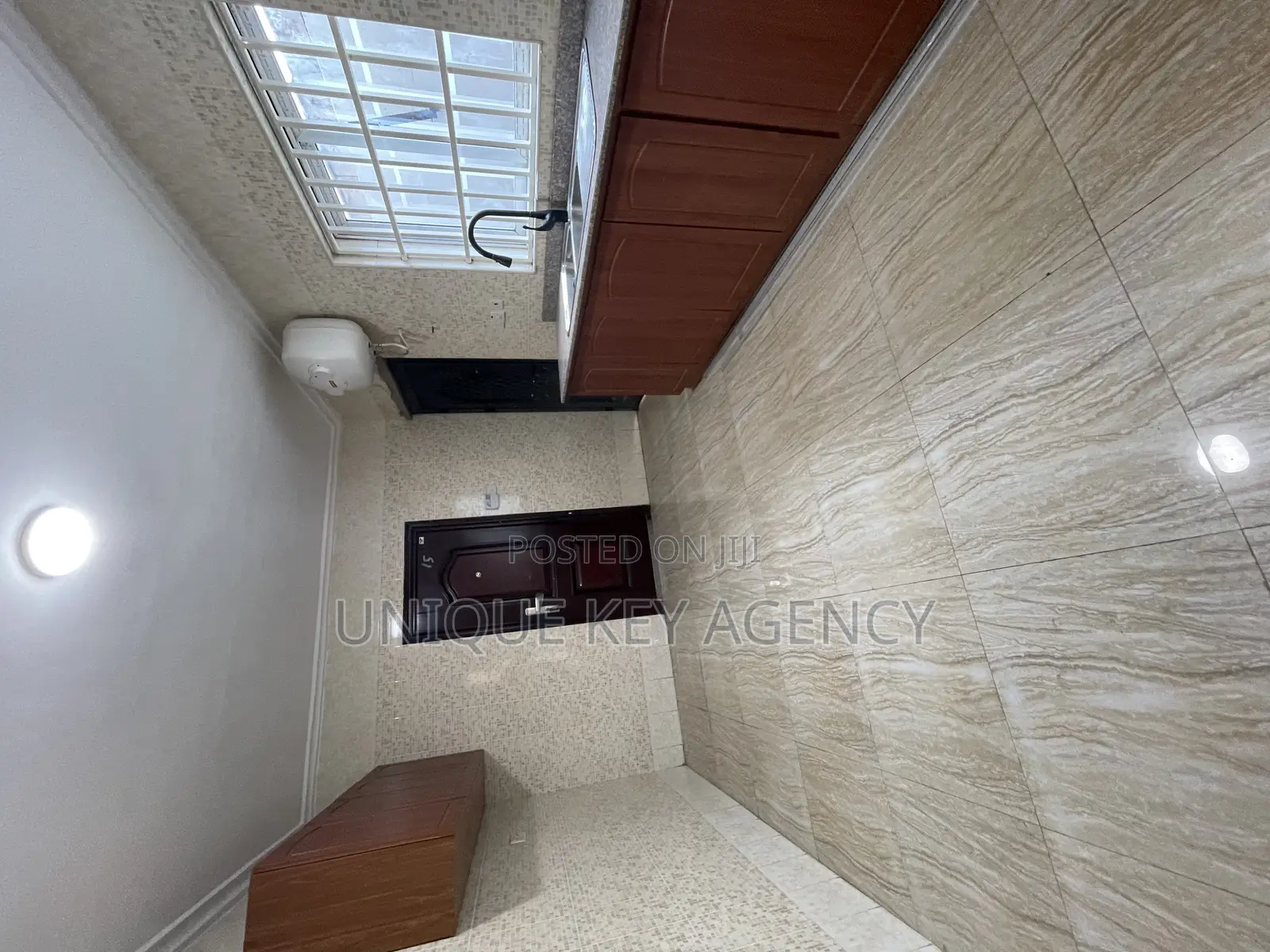 7bdrm House in Unique Key Agency, East Legon for rent