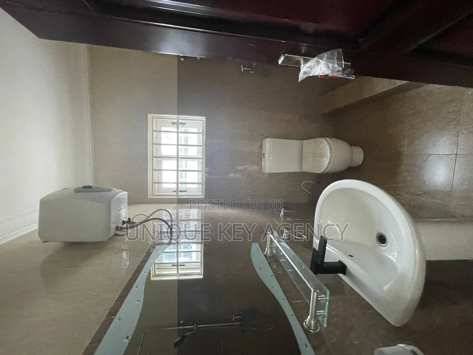 7bdrm House in Unique Key Agency, East Legon for rent