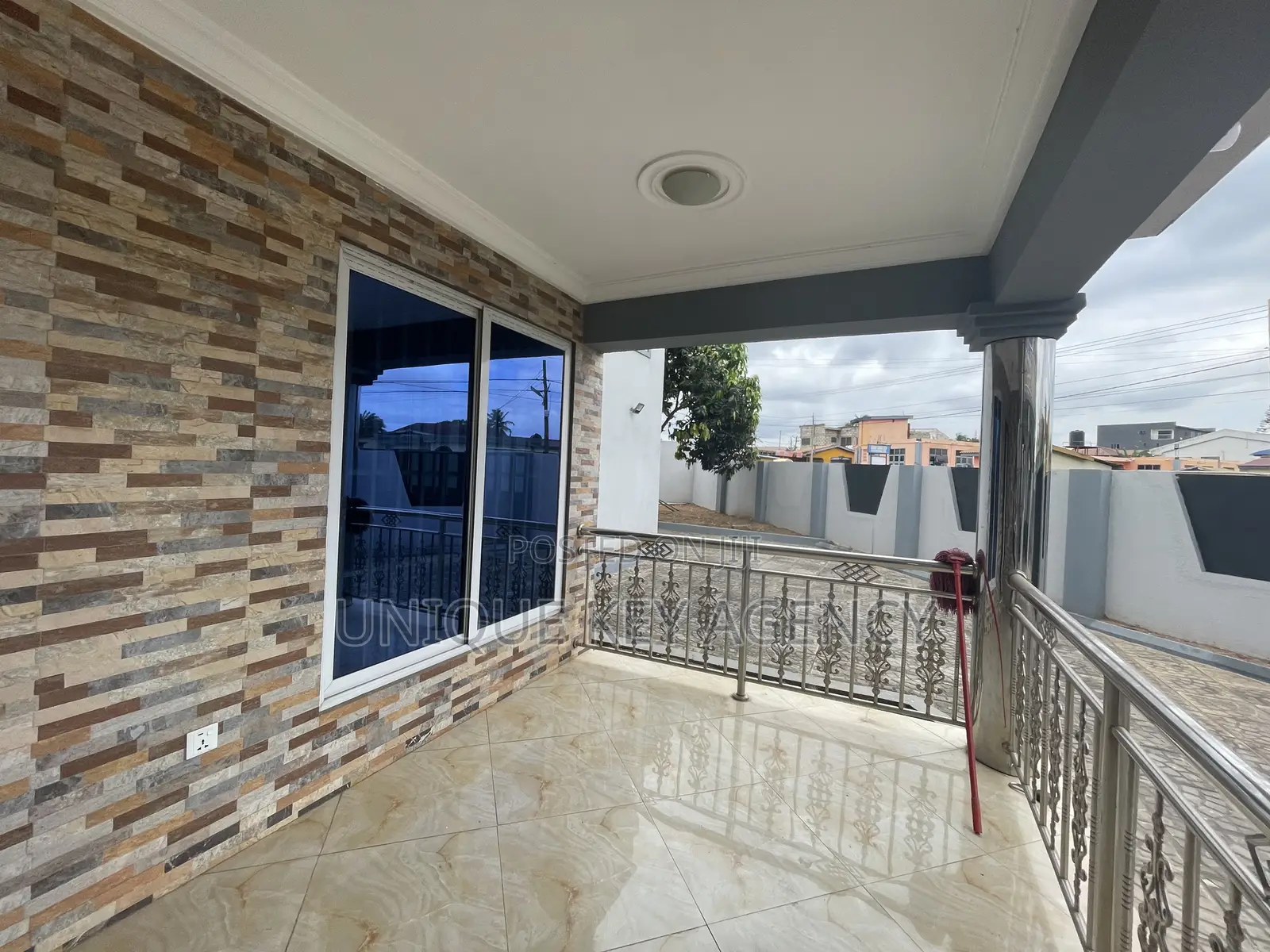 7bdrm House in Unique Key Agency, East Legon for rent