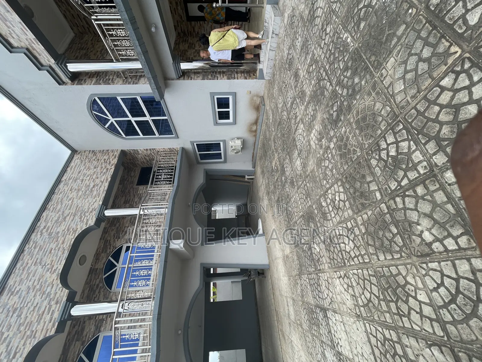 7bdrm House in Unique Key Agency, East Legon for rent