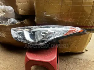 Elantra 2011-2013 Headlight