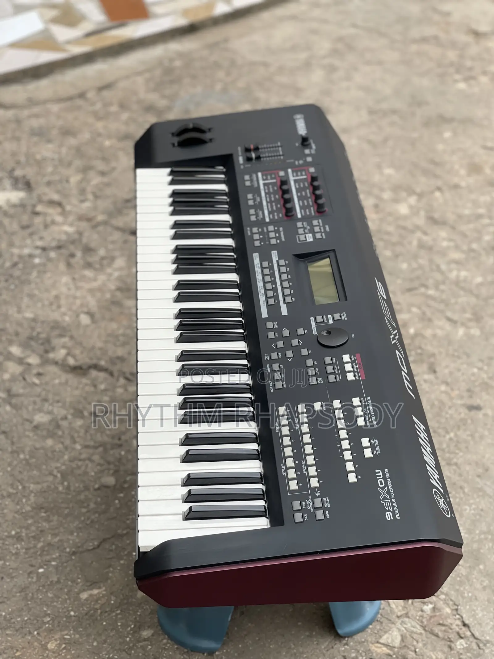 Yamaha Moxf6