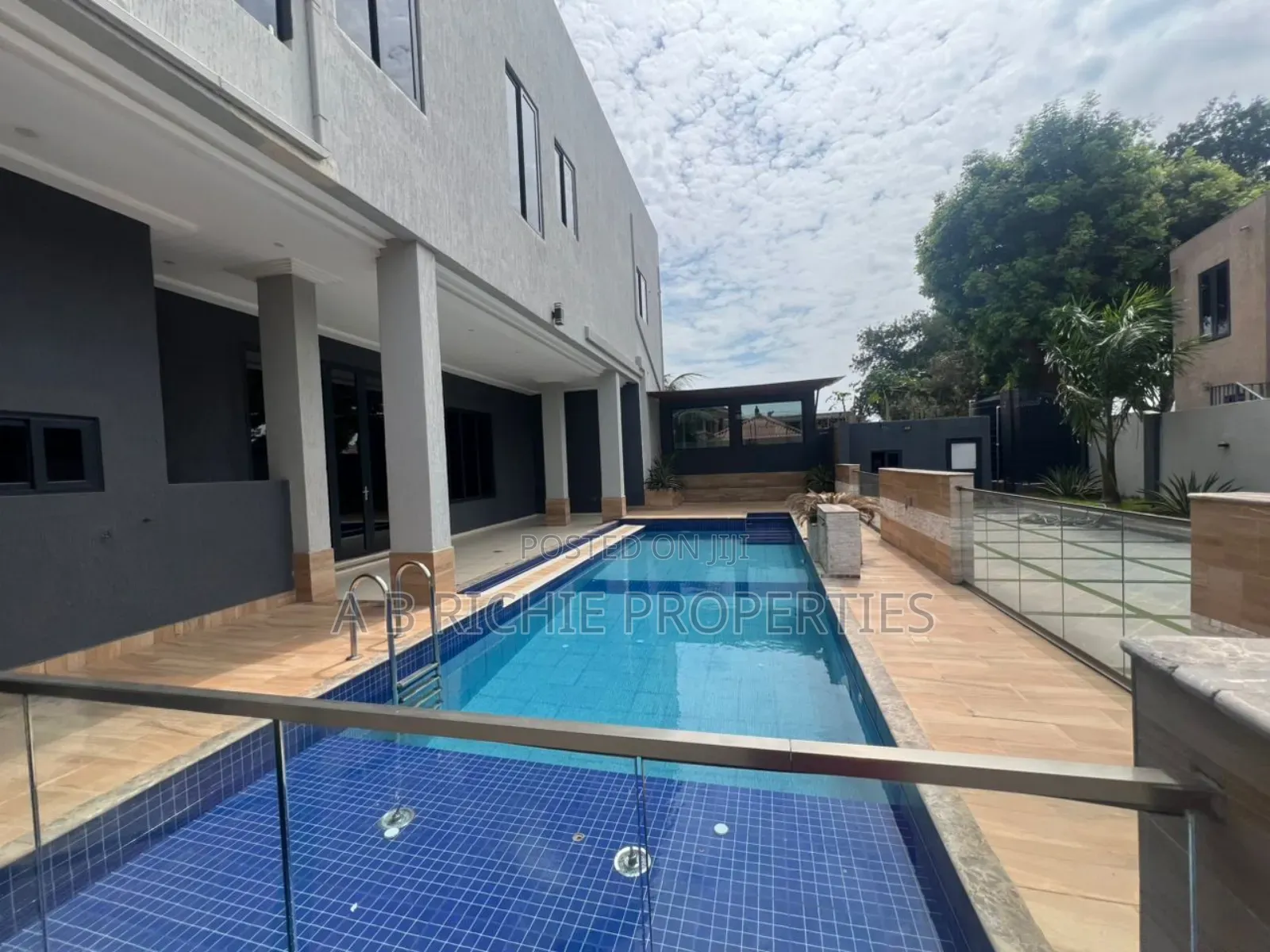 5bdrm Mansion in Ab Richie Properties, Regimanuel Gray Estates for sale