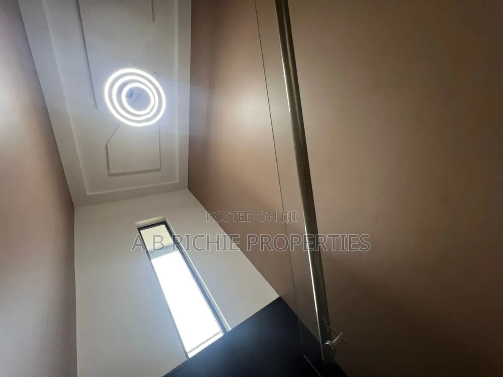 5bdrm Mansion in Ab Richie Properties, Regimanuel Gray Estates for sale