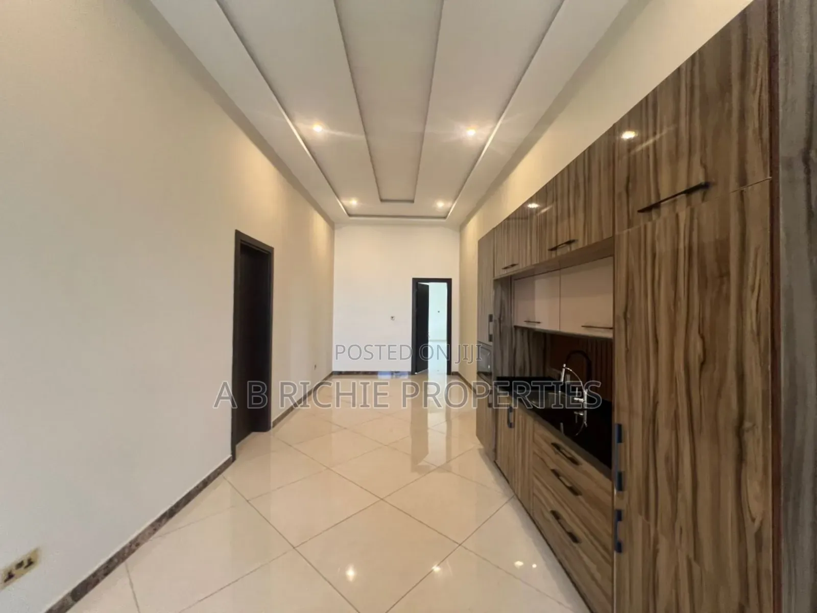 5bdrm Mansion in Ab Richie Properties, Regimanuel Gray Estates for sale
