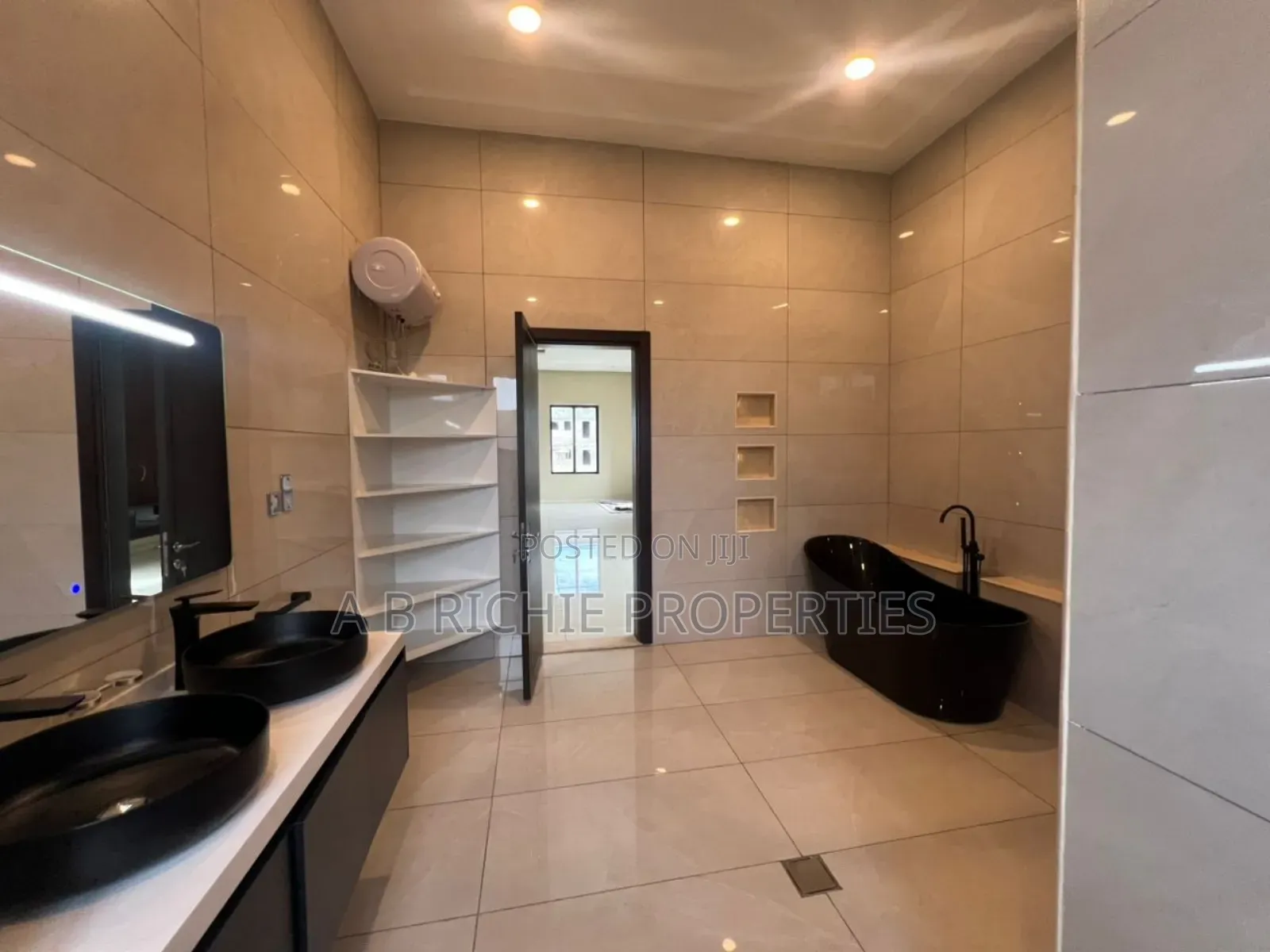 5bdrm Mansion in Ab Richie Properties, Regimanuel Gray Estates for sale