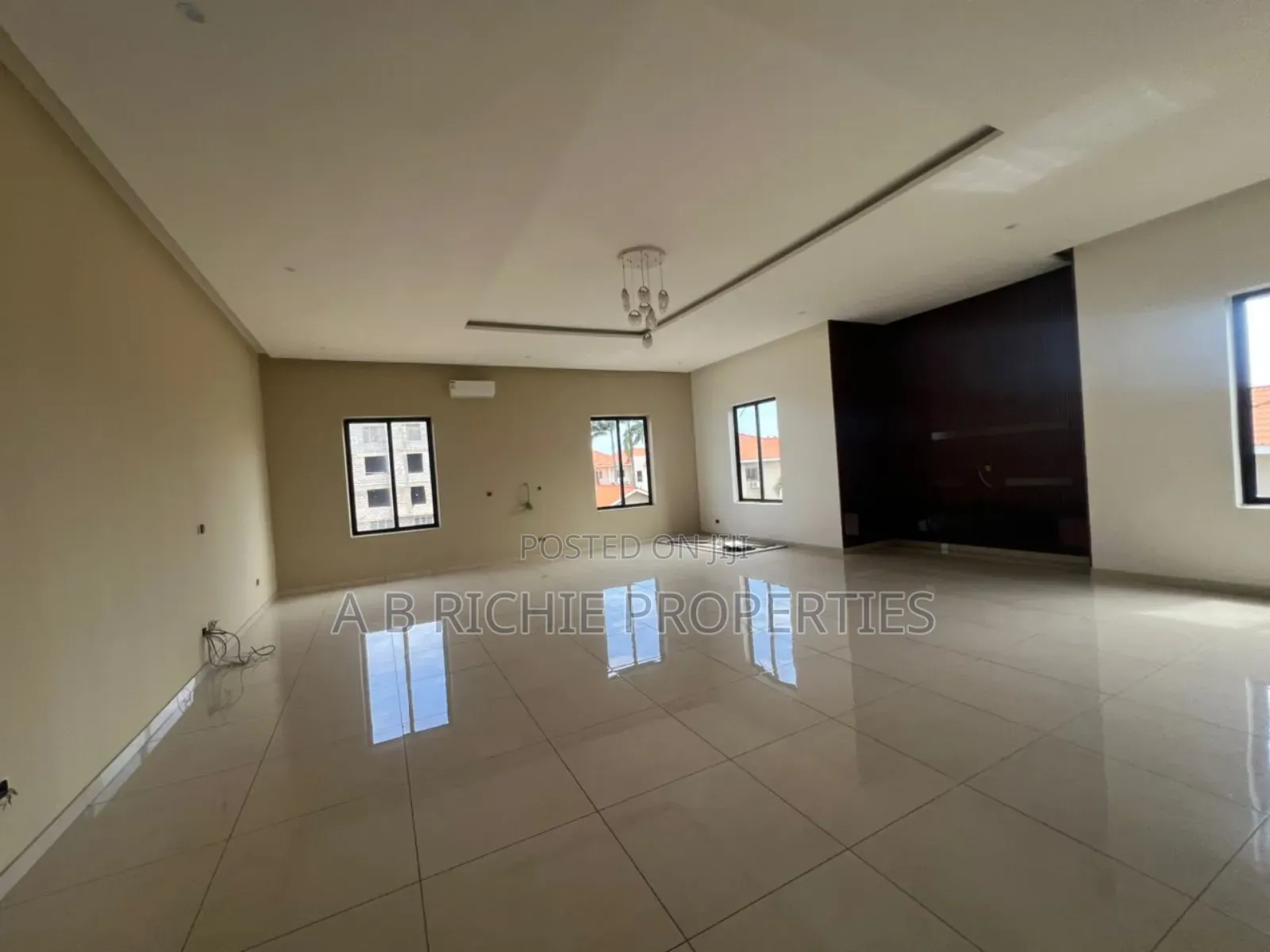 5bdrm Mansion in Ab Richie Properties, Regimanuel Gray Estates for sale
