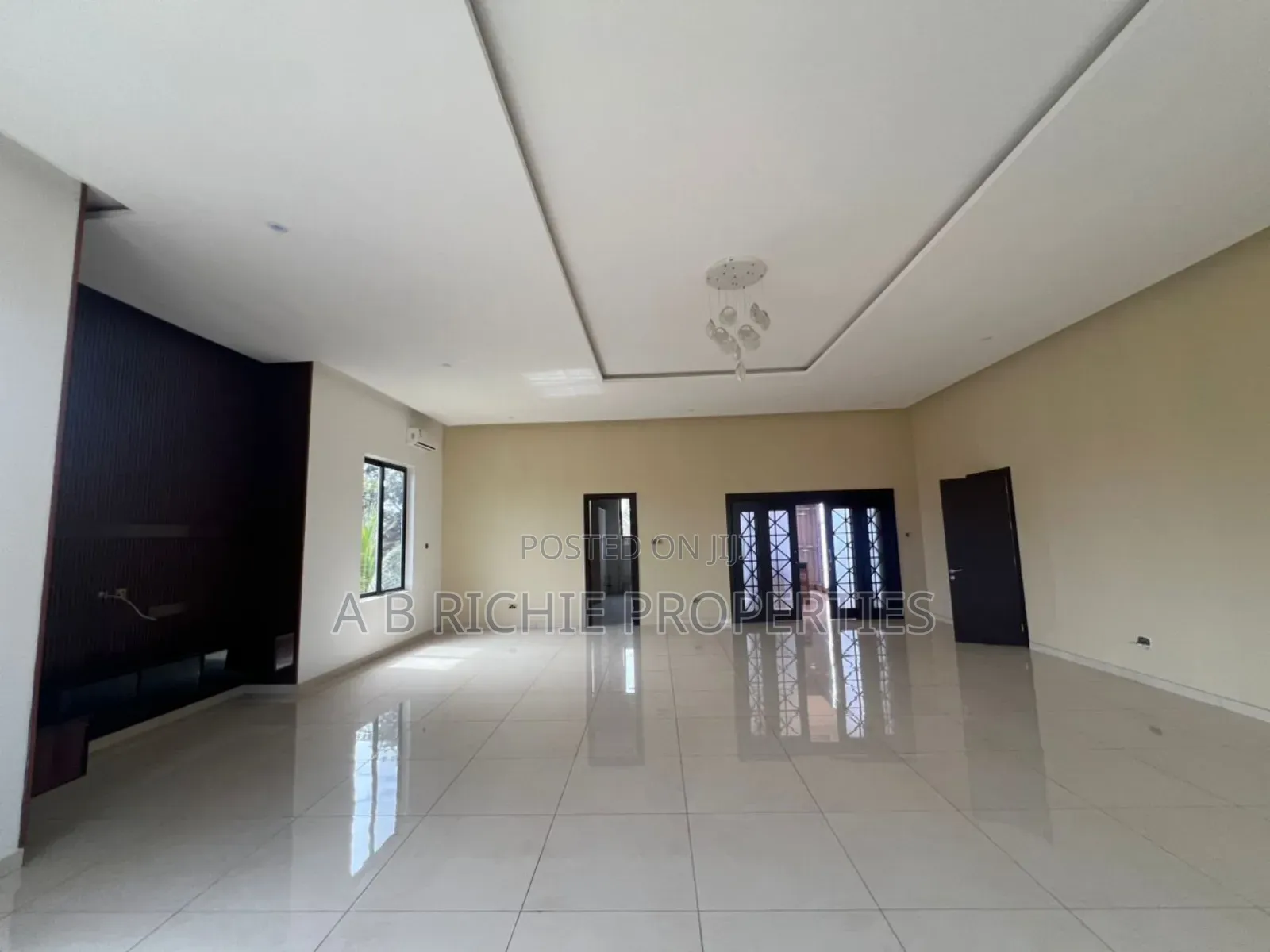 5bdrm Mansion in Ab Richie Properties, Regimanuel Gray Estates for sale