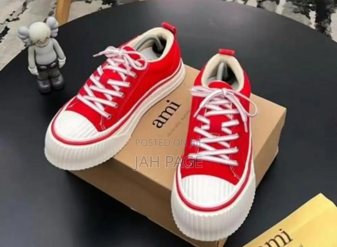 Ami Paris Low Top Sneakers