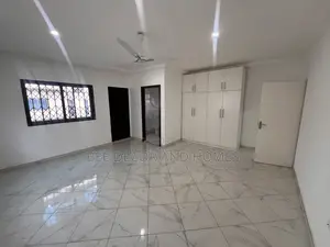 3bdrm Townhouse / Terrace in Bee Decor & Homes, Oyarifa for rent