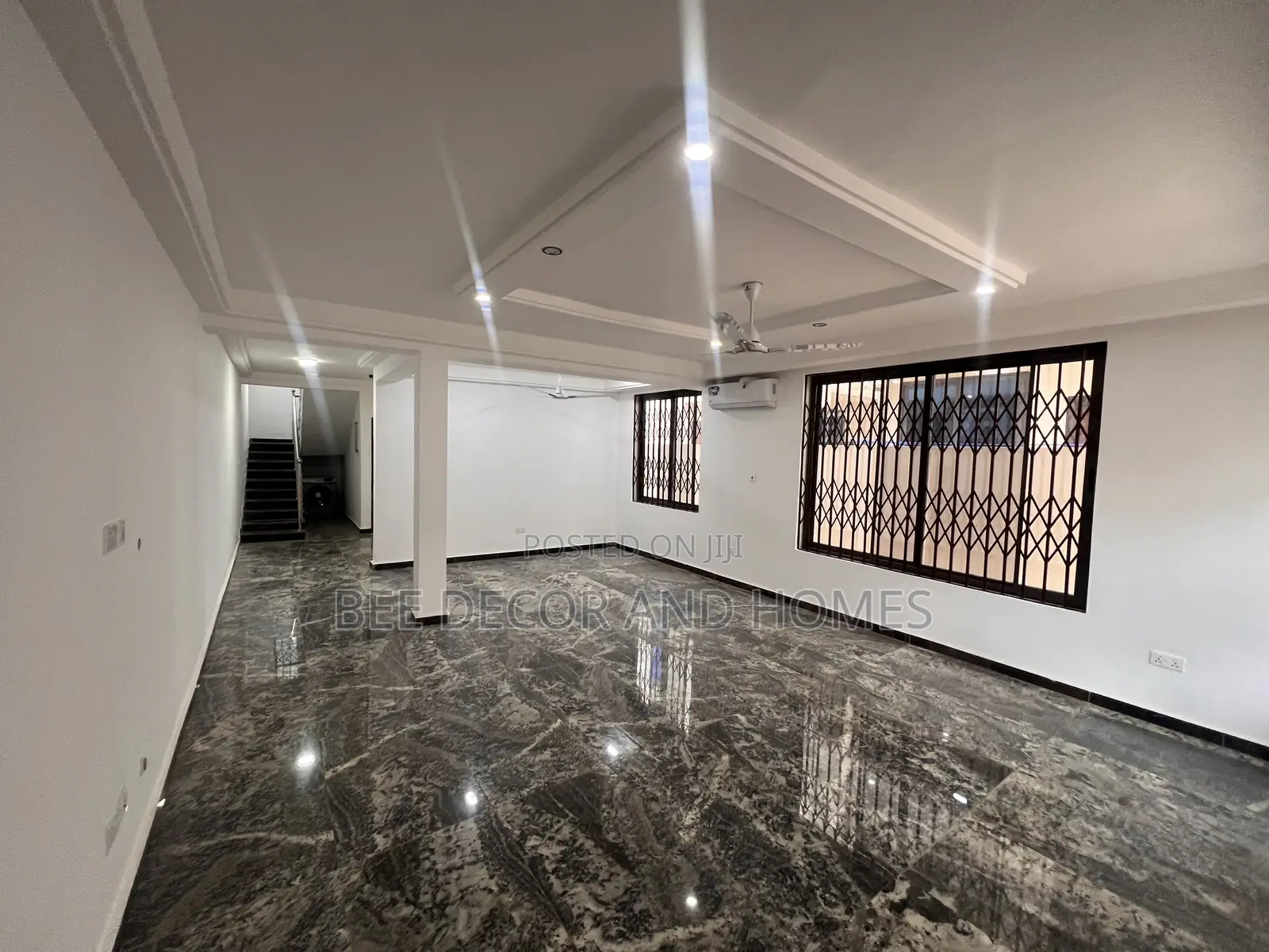 3bdrm Townhouse / Terrace in Bee Decor & Homes, Oyarifa for rent