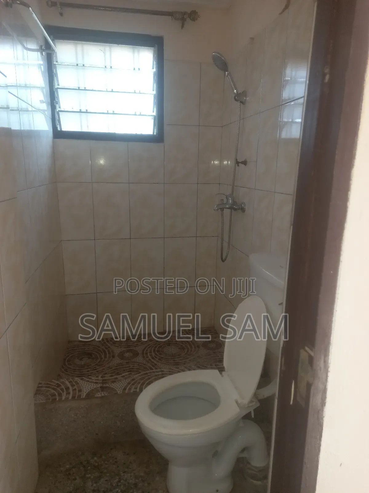 3bdrm House in Tema Community 10 for rent