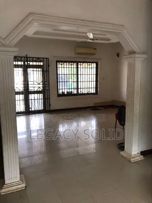 3bdrm House in Legacy Solid Real , New Town for rent