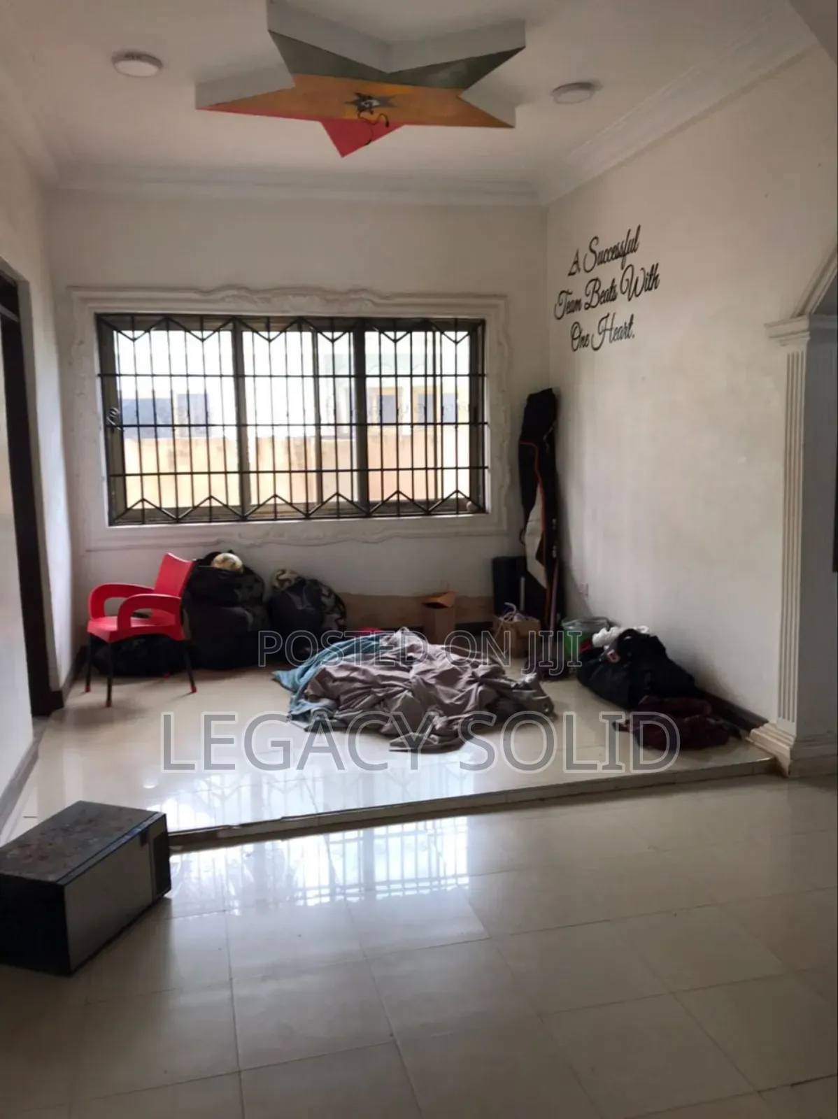 3bdrm House in Legacy Solid Real , New Town for rent