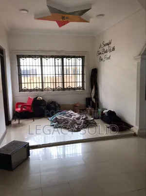 3bdrm House in Legacy Solid Real , New Town for rent