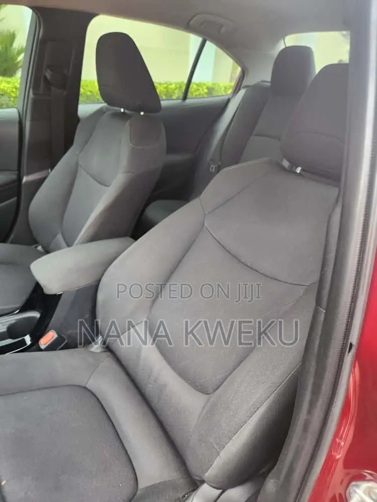 Toyota Corolla SE 2022 Red