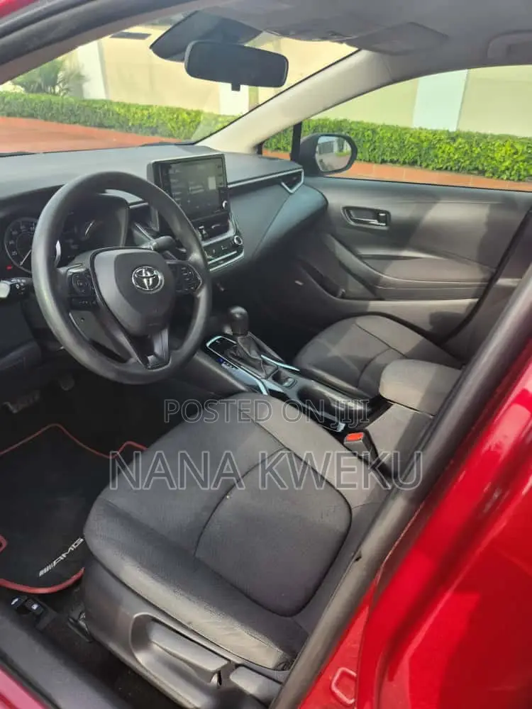 Toyota Corolla SE 2022 Red