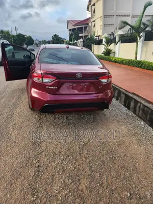 Toyota Corolla SE 2022 Red