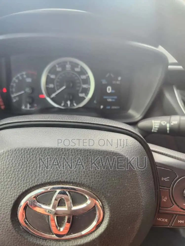 Toyota Corolla SE 2022 Red