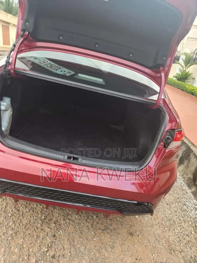 Toyota Corolla SE 2022 Red