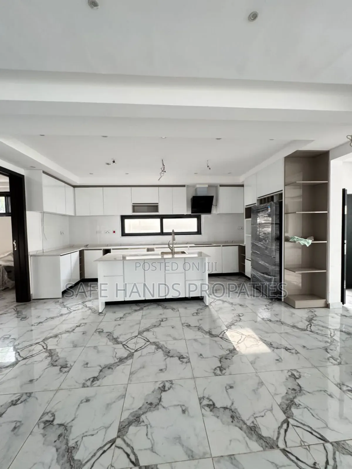 4bdrm House in Adjirigano, Accra Metropolitan for sale